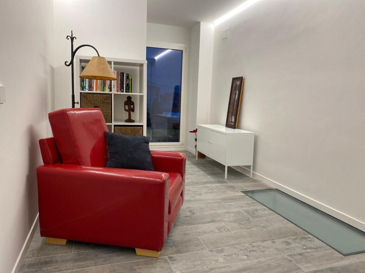 Jasalpi único Delante Del De Apartamento